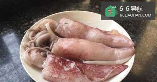 青椒炒鱿鱼的家常做法