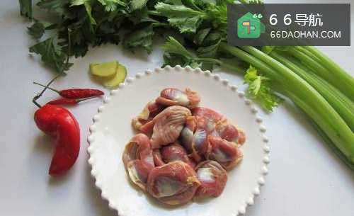 【芹菜炒鸡胗】简单做法