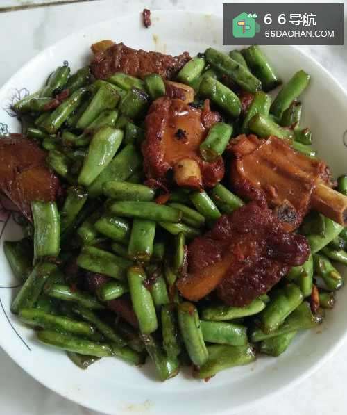 肋排烩豌豆角怎么样做