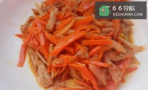 肉丝炒胡萝卜莲菜丝的家常做法