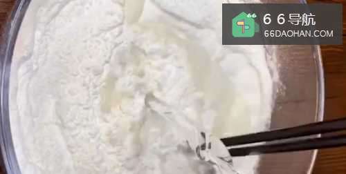 麻辣凉皮的是怎么样做的?