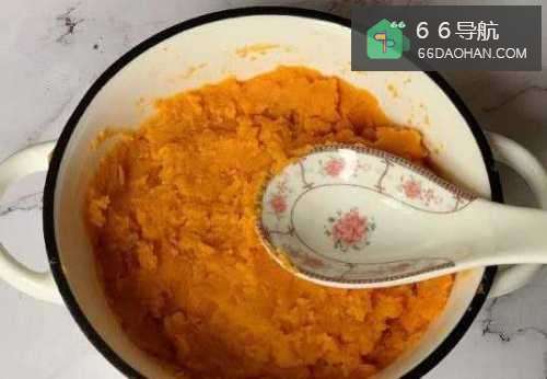 怎样制作蜜薯夹心红豆糕