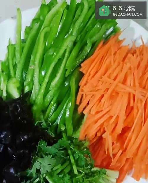 简单的鱼香肉丝做法