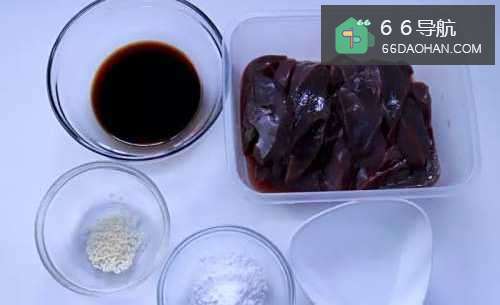 如何办出家常菜系列之酱爆猪肝