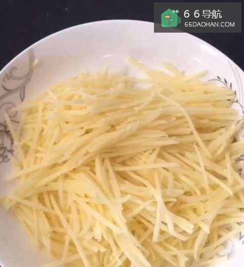土豆丝脆饼的做法