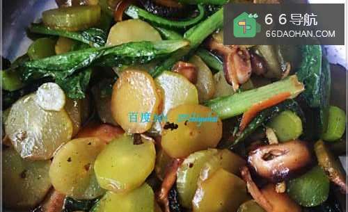 家常菜系莴笋炒香菇