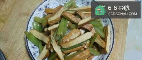香芹炒豆干怎样做好吃？